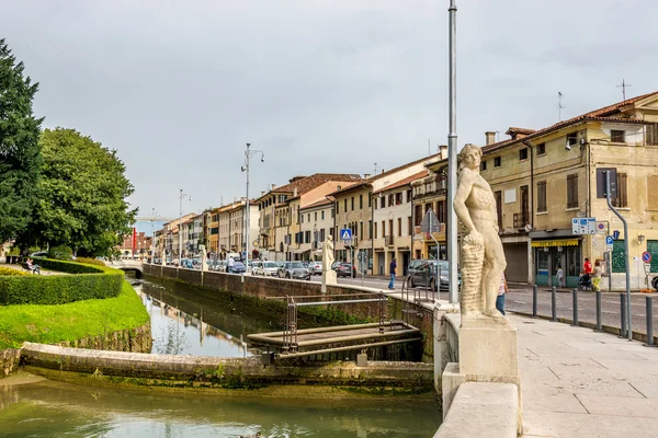 Na ulicy Castelfranco Veneto — Zdjęcie stockowe