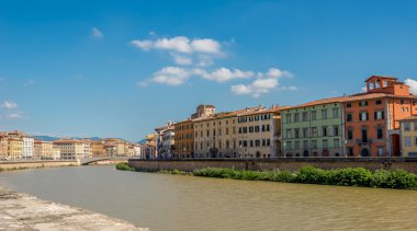Setin River Arno Pisa görüntülemek