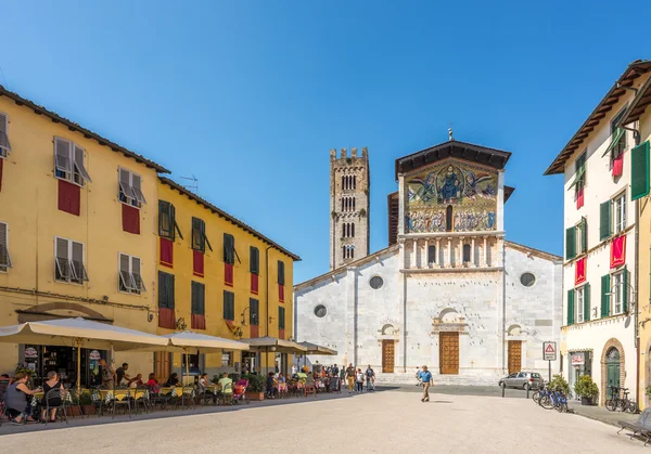 Church San Ferdinando i Lucca – stockfoto