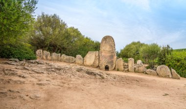 Arzachena yakınındaki mezar Coddu Vecchiu