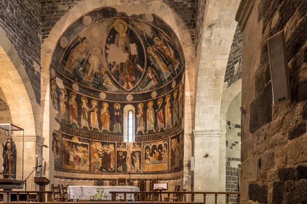 Uvnitř baziliky svaté Trojice Saccargia - fresky — Stock fotografie