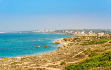 Harika plajları yakınındaki Tharros Sinis Yarımadası