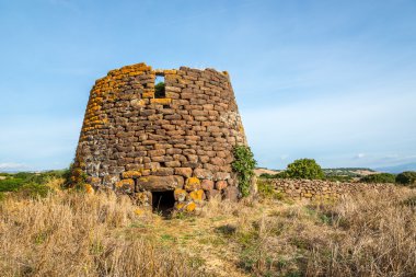 Sardinya Chiaramonti yakınındaki Ruiu nuraghe Harabeleri