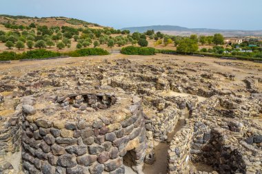 Su Nuraxi nuraghe Barumini Sardinya yakınındaki üzerinden Harabeleri, görüntüleme