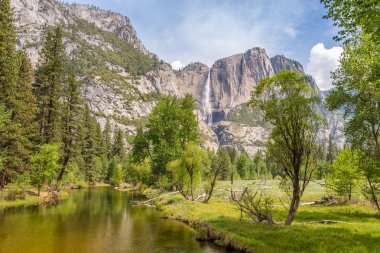Nature in Yosemite Valley clipart