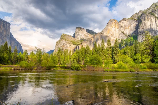 Visa på Yosemite Valley — Stockfoto