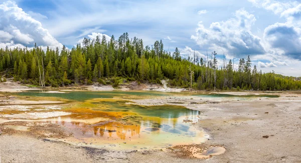 Norris Basin in Yellowstone N.P. — 图库照片