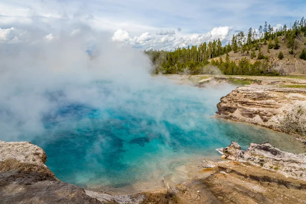 Excelsior Crater - Yellowstone N.P. — 图库照片