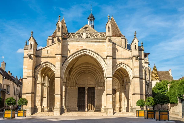 Базиліка Нотр-Дам в Beaune — стокове фото