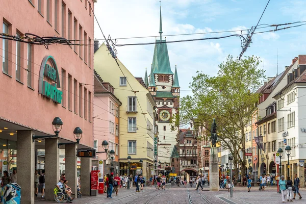 Nas ruas de Freiburg im Breisgau — Fotografia de Stock