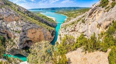Verdon Kanyonu Sainte Croix Gölü ile