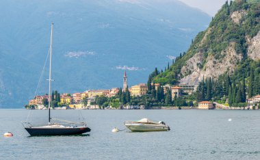 Görünüm Varenna ile Como Gölü