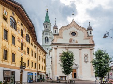 Basilica Minore dei Santi Filippo e Giacomo Cortina d Ampezzo