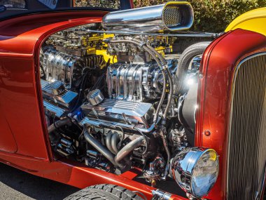 Victoria BC, Kanada - 24 Temmuz 2016. Kuzeybatı Deuce Days, Victoria BC 'deki son antika koleksiyoncu araba etkinliği, Covid-19 salgını nedeniyle ertelendi ve kalıcı olarak iptal edildi.