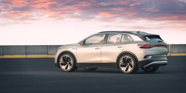 Markasız bir SUV 'un 3 boyutlu görüntülemesi 