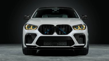 Markasız bir SUV 'un 3 boyutlu görüntülemesi