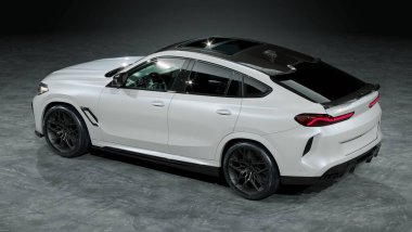 Markasız bir SUV 'un 3 boyutlu görüntülemesi