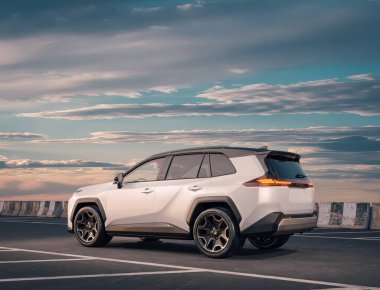 Markasız bir SUV 'un 3 boyutlu görüntülemesi