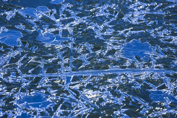 Cool blå isen täcker. — Stockfoto