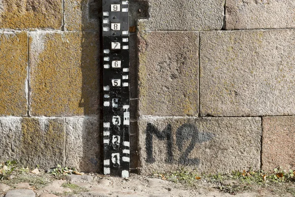 Water level measurement gauge. — Stock Photo, Image