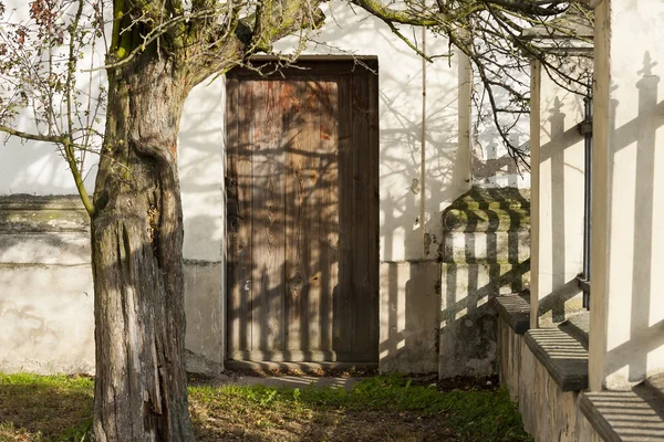 Inngangen til huset. – stockfoto