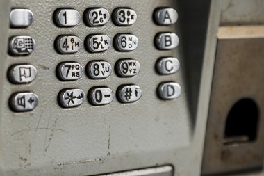 numaraları ile metal tuş takımı.