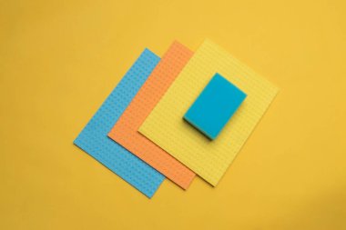 Ev ve banyo temizleme süngeri..