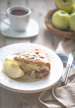 Ev yapımı elmalı turta. 