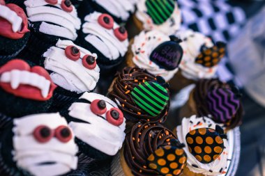 Cadılar Bayramı cupcakes
