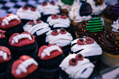 Cadılar Bayramı cupcakes