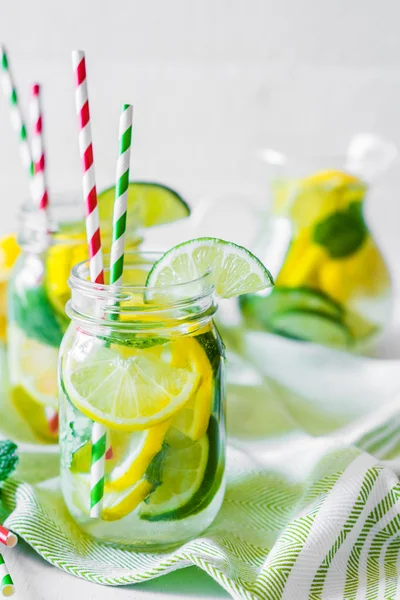 Water with citrus — Stock Photo, Image