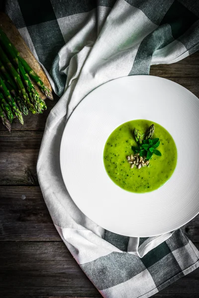 Sopa de creme vegetal verde — Fotografia de Stock