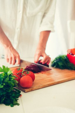 Kadın (dilimleme sebze mutfak yemek )