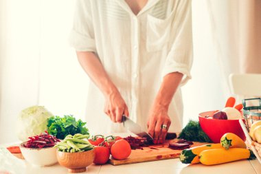 Kadın (dilimleme sebze mutfak yemek )