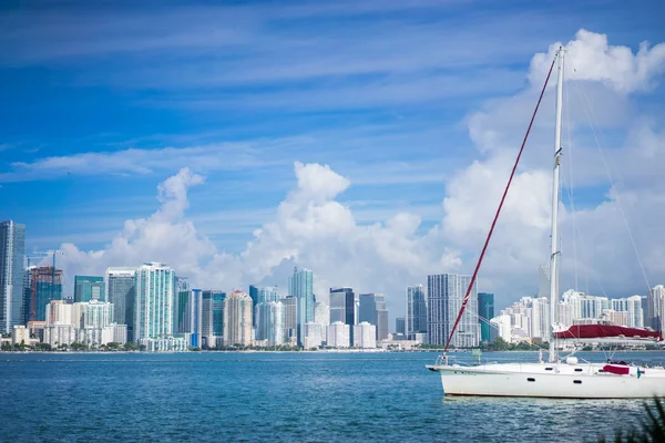 El horizonte de Miami en verano — Foto de Stock