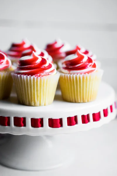 Cupcake alla fragola e vaniglia — Foto Stock