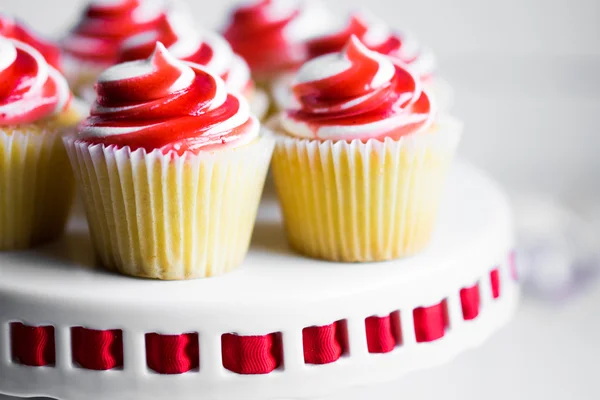 Cupcake alla fragola e vaniglia — Foto Stock