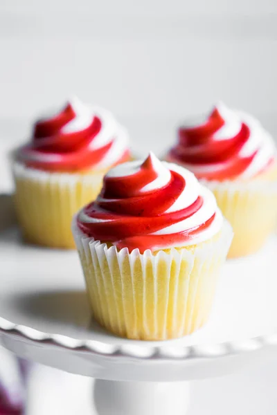 Cupcake alla fragola e vaniglia — Foto Stock