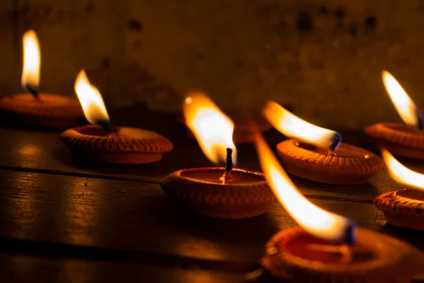 Acender Uma Vela Chão Conceito Luto Dos Mortos Com Velas — Fotografia de Stock