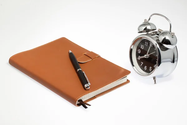 Notebook with clock — Stock Photo, Image