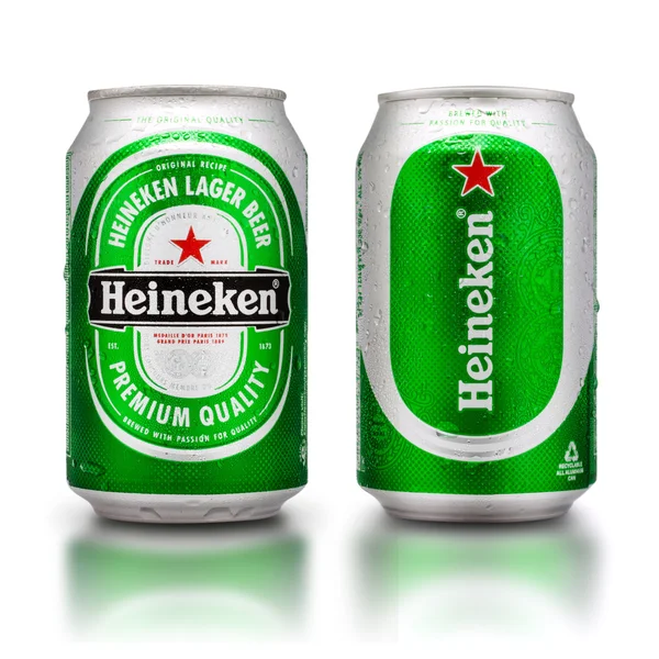 Tailandia, Bangkok - 3 de julio, Heineken Lager Beer es el buque insignia —  Fotos de Stock