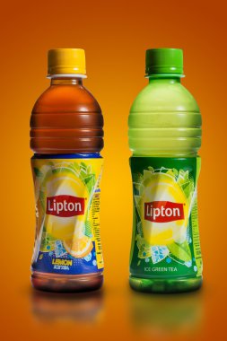  Bangkok, Tayland - 23 Temmuz 2014: lipton Ice yeşil çay içerim ben