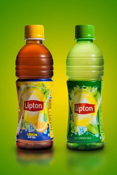 Bangkok, Thailand - July 23, 2014: Lipton Ice Green Tea drink i — Stock Photo, Image