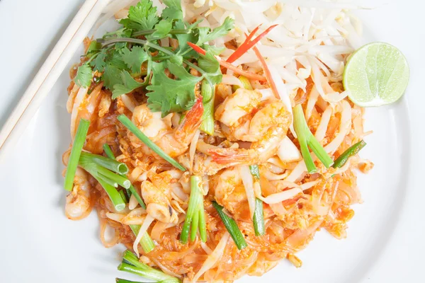 태국 음식 스타일, 볶음된 쌀 국수 (패드 타이어) — 스톡 사진