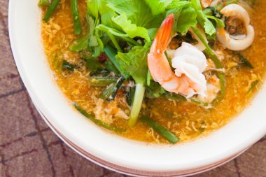 Deniz ürünleri sukiyaki