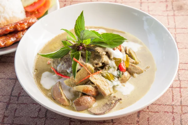 Thailand mat Grön curry Kyckling Intensiv soppa — Stockfoto