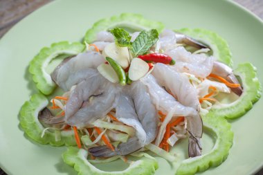 karides balık sosu, sıcak