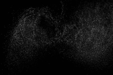 Sıkıntılı beyaz kumlu doku. Toz tabakası desenli. Tahıl gürültüsü partikülleri. Kar efektleri paketi. Paslı siyah arka plan. Vektör illüstrasyonu, EPS 10.  