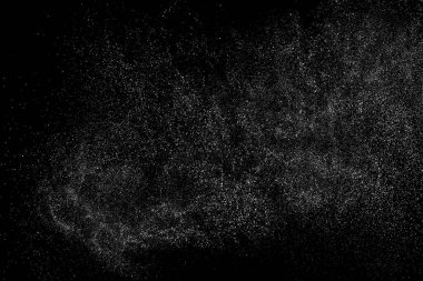 Sıkıntılı beyaz kumlu doku. Toz tabakası desenli. Tahıl gürültüsü partikülleri. Kar efektleri paketi. Paslı siyah arka plan. Vektör illüstrasyonu, EPS 10.  