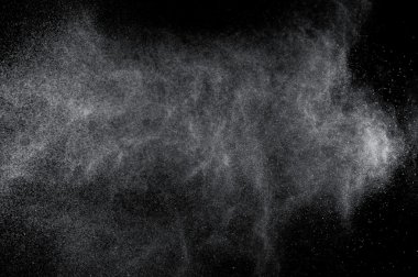 Siyah arkaplanda soyut su sıçramaları